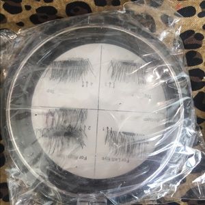 Magnetic eye lashes